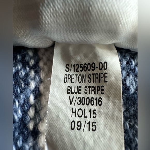 GAP Men’s Breton Blue and White Crewneck Sweater Nautical Stripes size Large - Picture 10 of 13